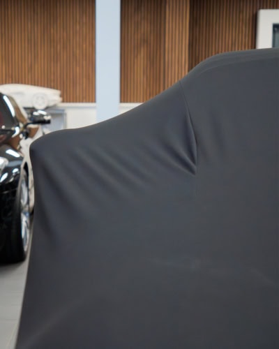 A close up image of an Indoor Lite without mirror pockets.